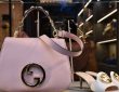 Luxury Handbag Trends 2025: What’s In and Out